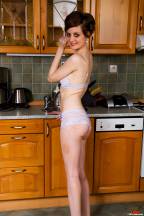 Deep pink hole [2013年3月13日] - lena001_p.jpg