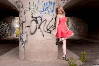 Rebecca Under The Bridge [2020年5月16日] - rebeccablack001_p.jpg
