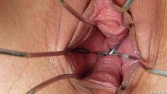 Pierced milf [7 décembre 2015] - screenshot from the video #5