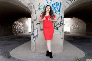 Miss Gomez Under The Bridge [April 16, 2020] - sereynagomez001_p.jpg